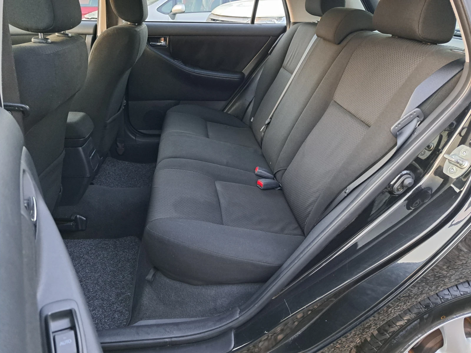 Toyota Corolla 1.6 VVT-I 110p.s EDITION.152х.км! - изображение 9