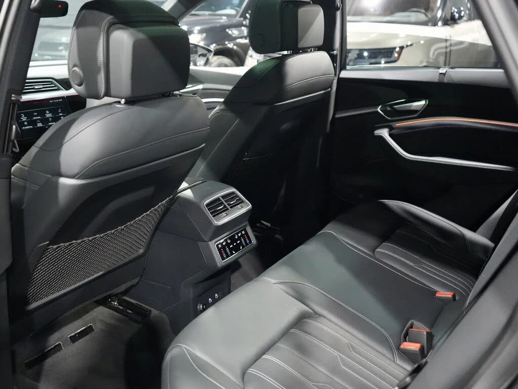 Audi E-Tron * Technik* Quattro* Sportback* ����������(���� ��  | Mobile.bg � ����������� 17