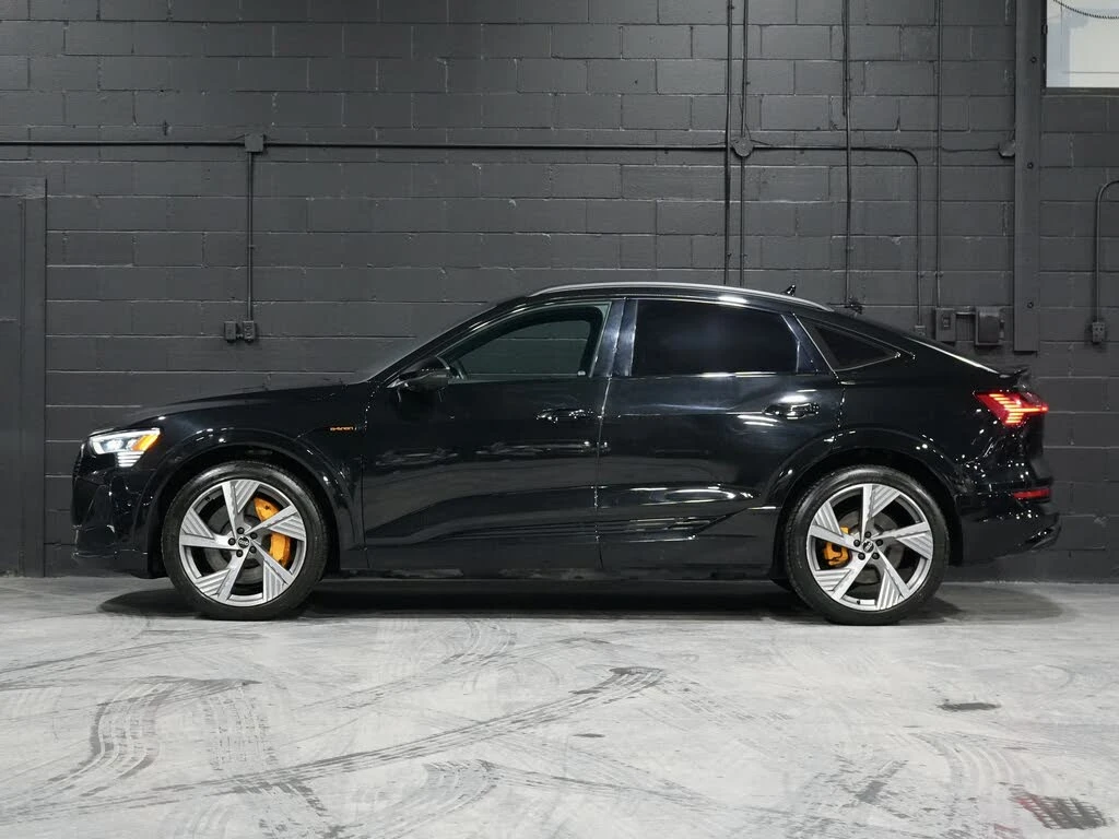 Audi E-Tron * Technik* Quattro* Sportback* Автокредит(Цена до  - изображение 3