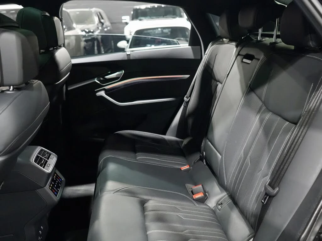 Audi E-Tron * Technik* Quattro* Sportback* ����������(���� ��  | Mobile.bg � ����������� 16