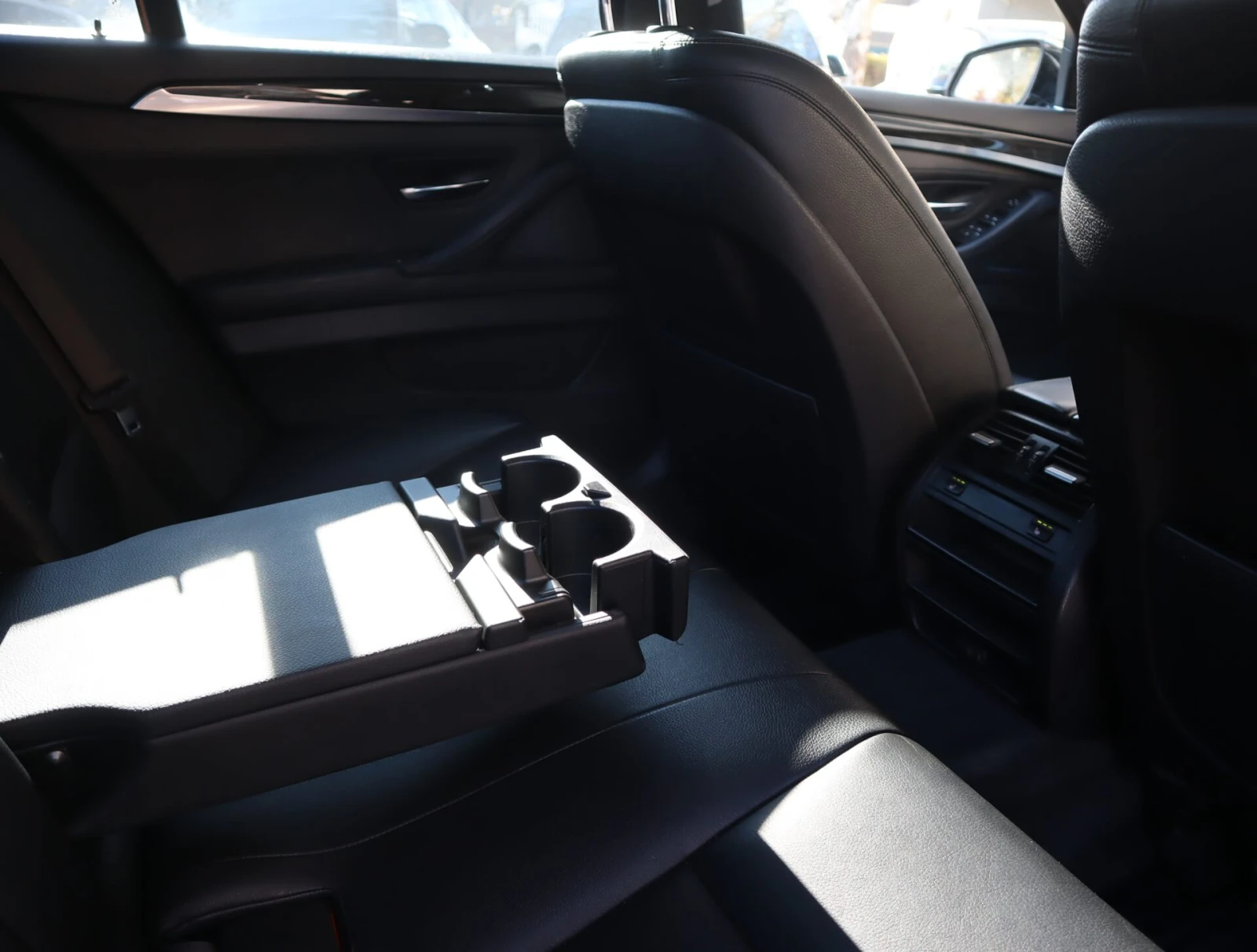 BMW 528 Luxury Line/PDC/Ambient/4x�������/������ | Mobile.bg � ����������� 11