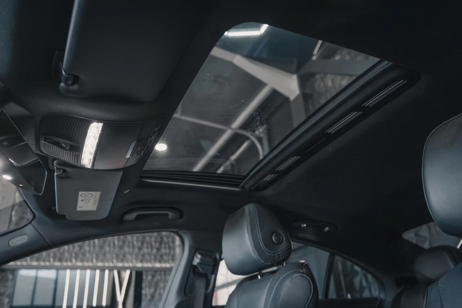 Mercedes-Benz CLS 400 d 4 MATIC * AMG * BURMESTER *  - изображение 4