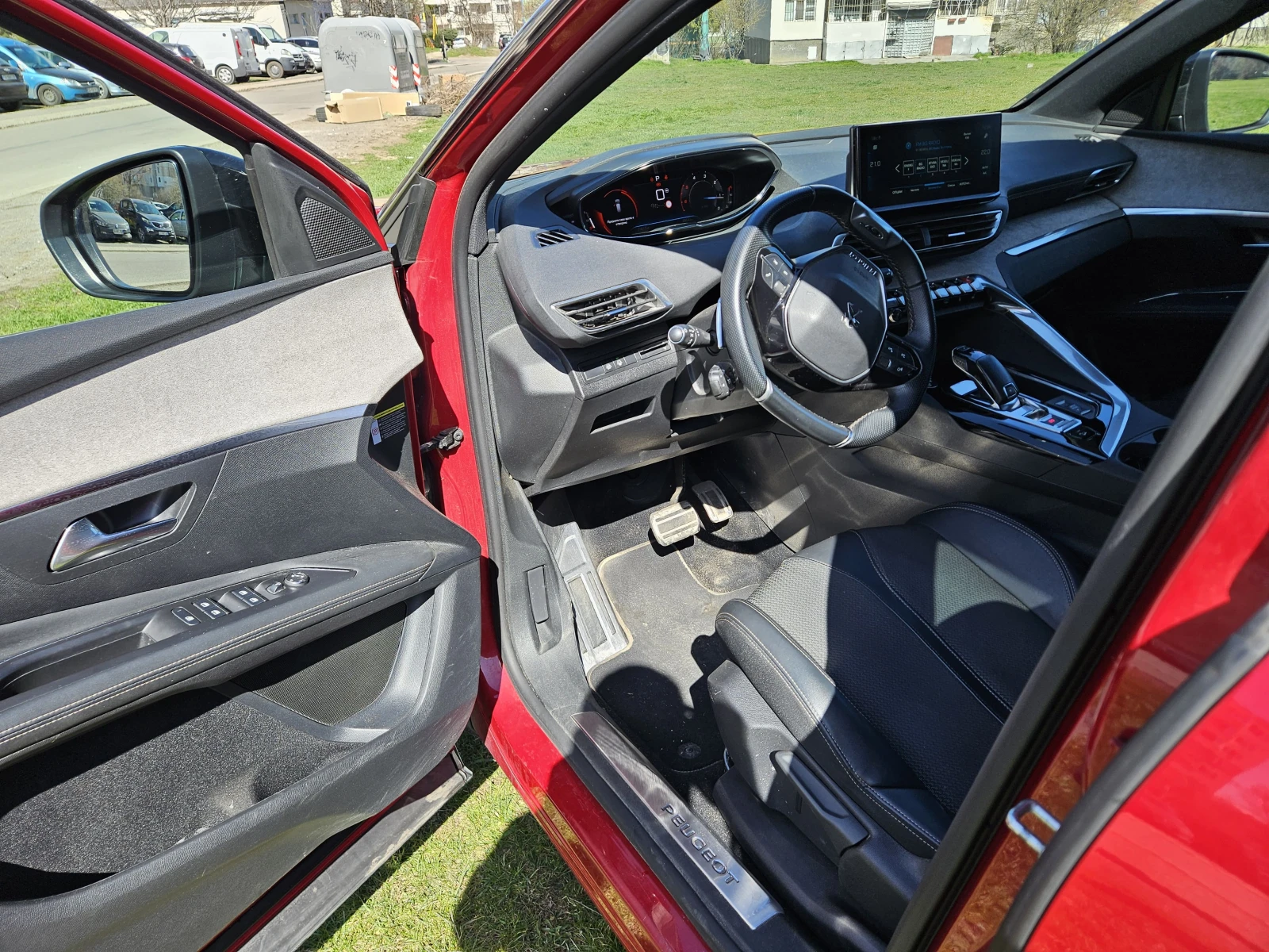 Peugeot 3008 GT 1.5 BLUE HDI 130hp S&S EAT8 , снимка 12 - Автомобили и джипове - 54163129