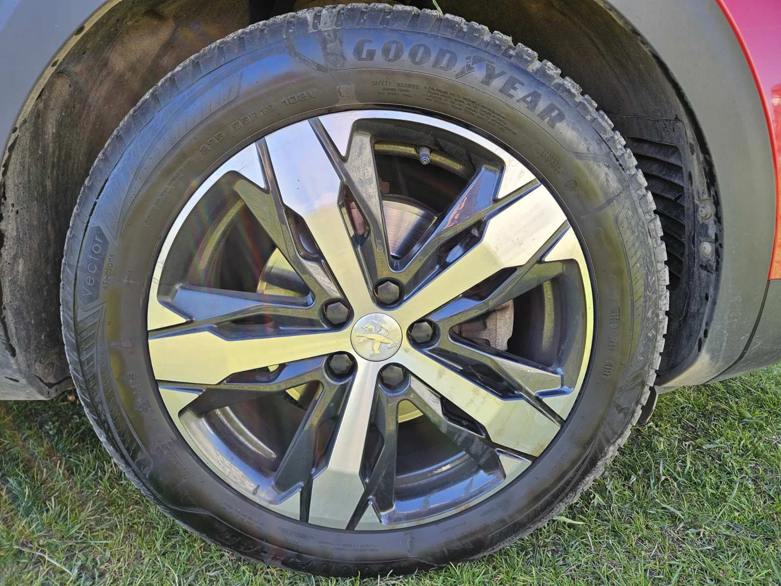 Peugeot 3008 GT 1.5 BLUE HDI 130hp S&S EAT8 , снимка 6 - Автомобили и джипове - 53867200