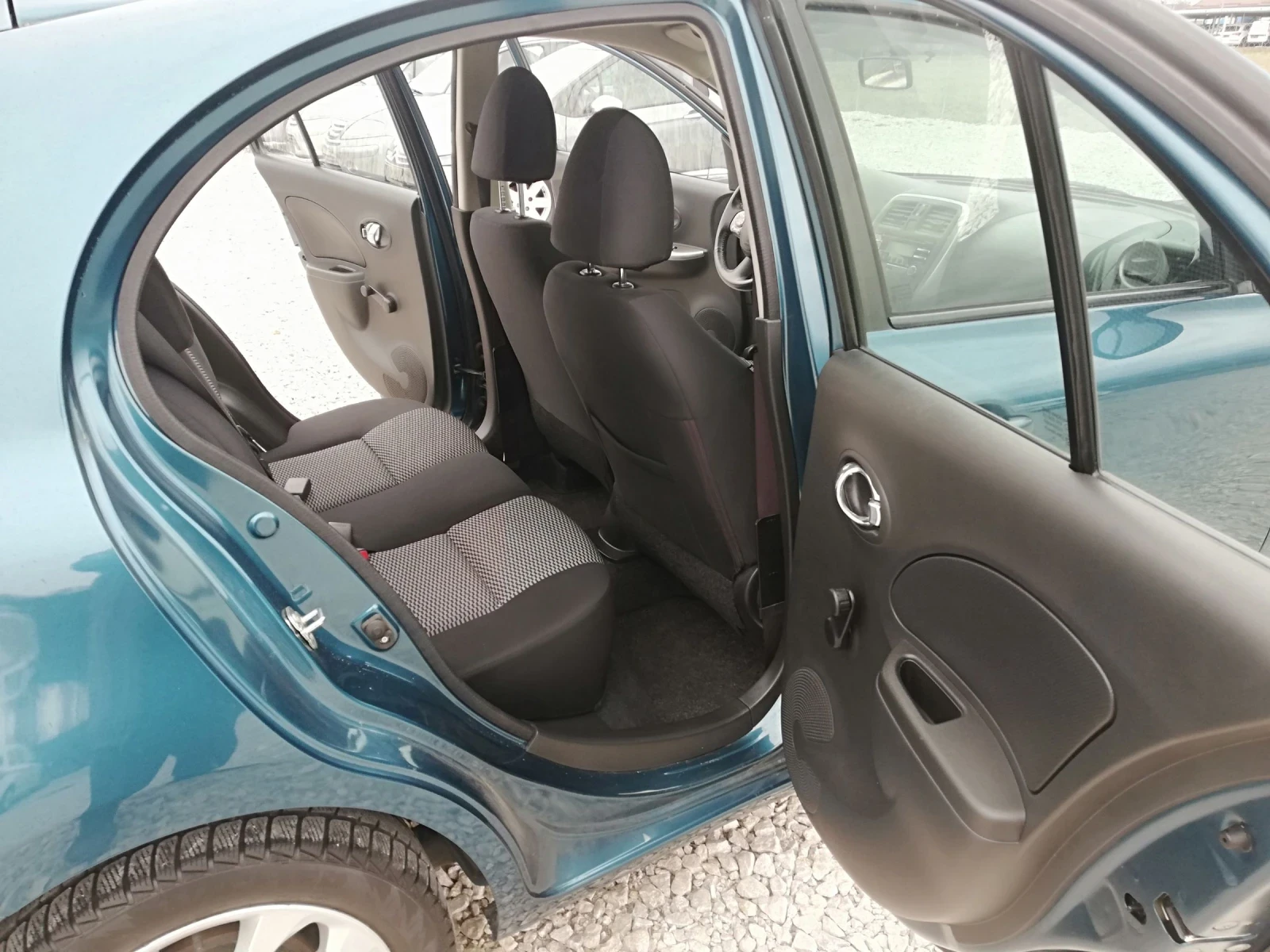 Nissan Micra 1.2i kli italia, снимка 13 - Автомобили и джипове - 53911365