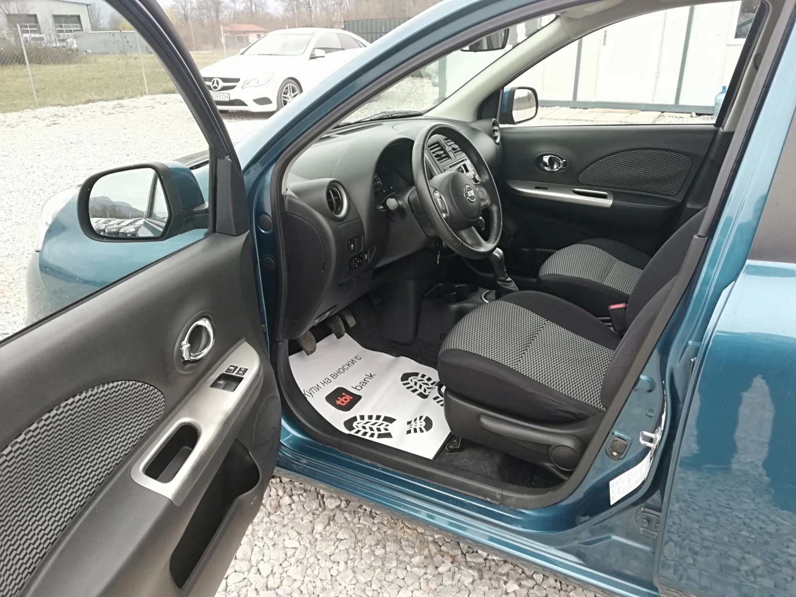 Nissan Micra 1.2i kli italia, снимка 9 - Автомобили и джипове - 53911365