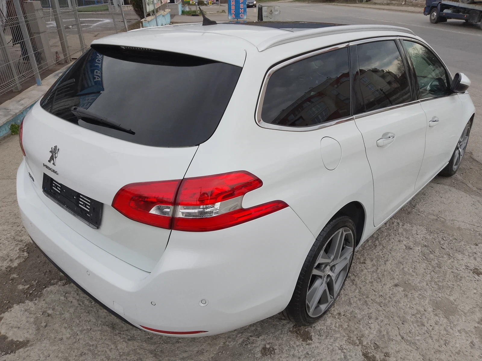 Peugeot 308 2.0HDI/ALLURE/ПАНОРАМА/FULL, снимка 5 - Автомобили и джипове - 53927563