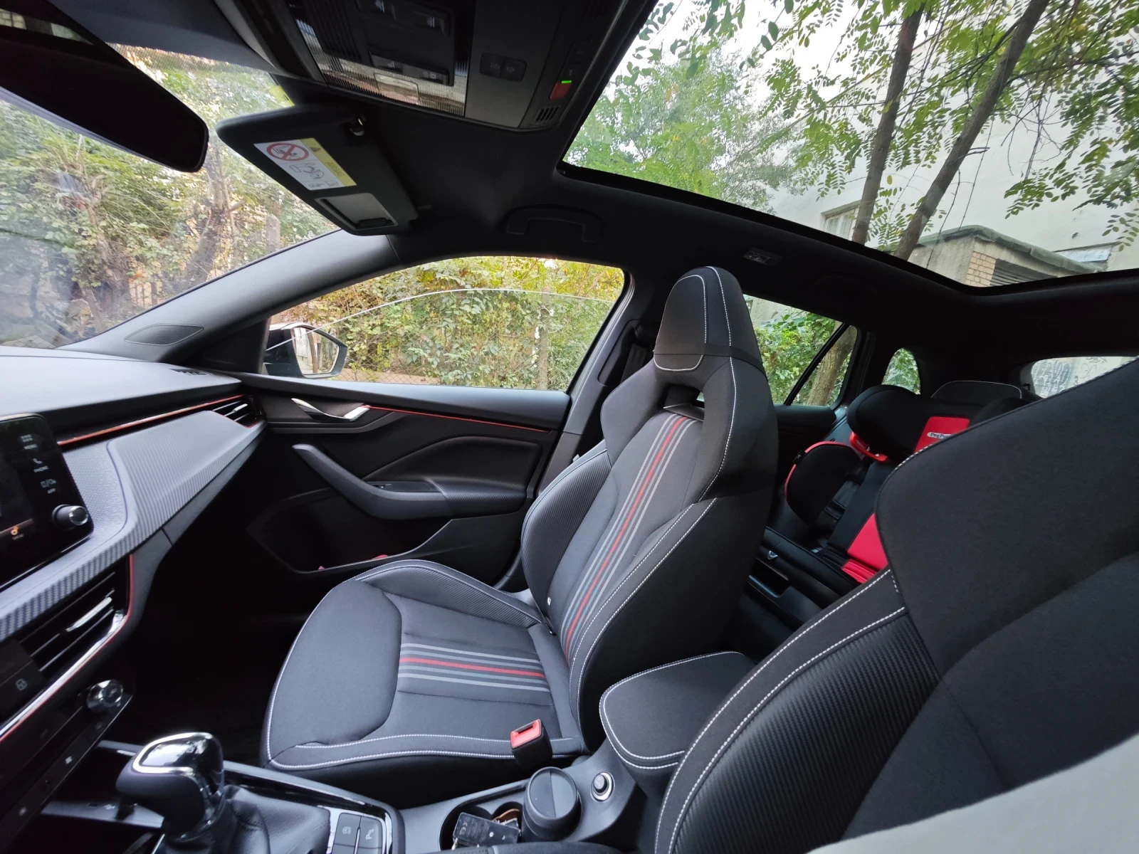 Skoda Scala, снимка 3 - Автомобили и джипове - 53962736