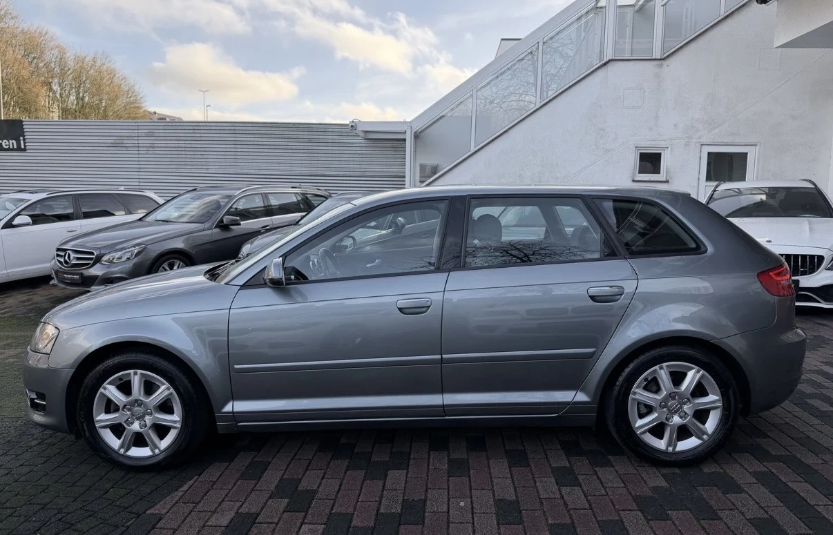 Audi A3 2.0TDI SPORTBACK , снимка 5 - Автомобили и джипове - 54009801