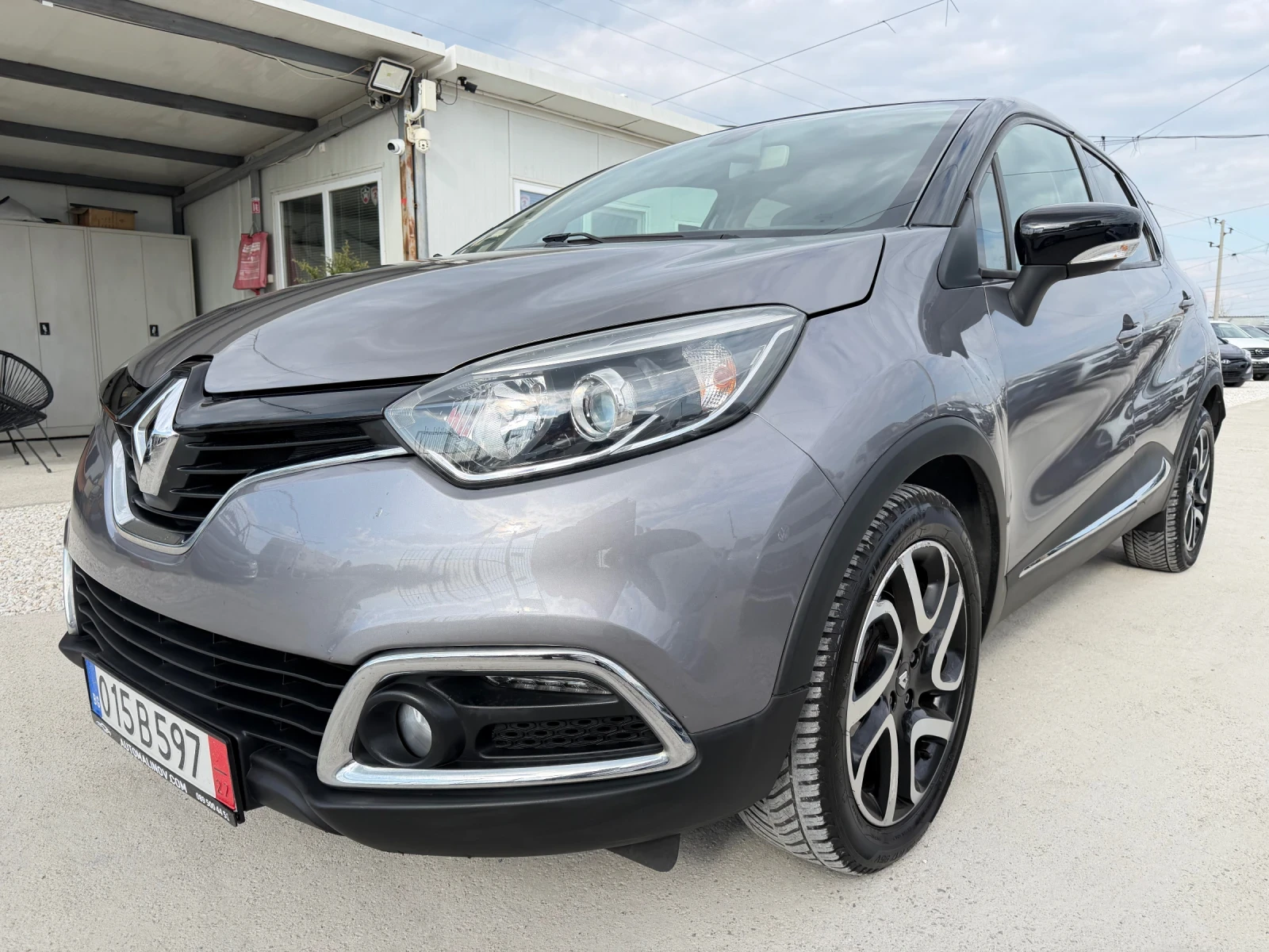 Renault Captur Key less, navi, camera, 17", 1.5 dci