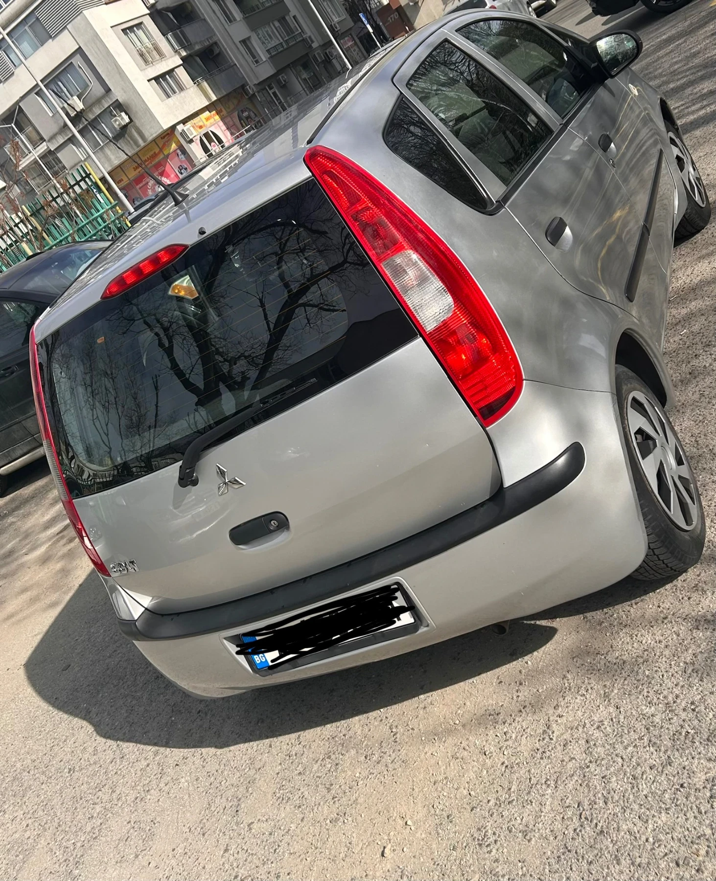 Mitsubishi Colt 1.3 i 94 к.с., снимка 3 - Автомобили и джипове - 54232960