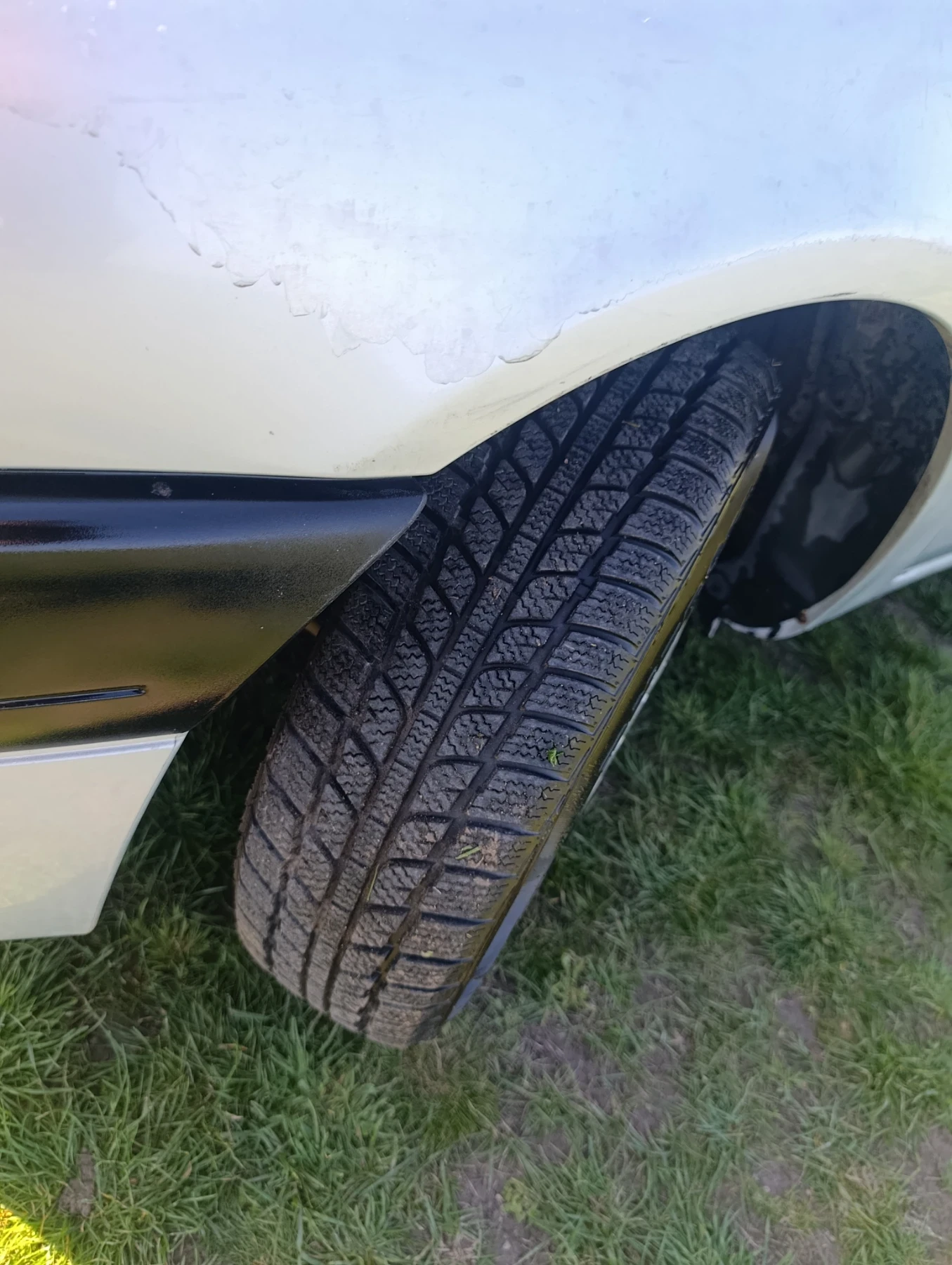 Renault Clio 1.4, снимка 5 - Автомобили и джипове - 54310811