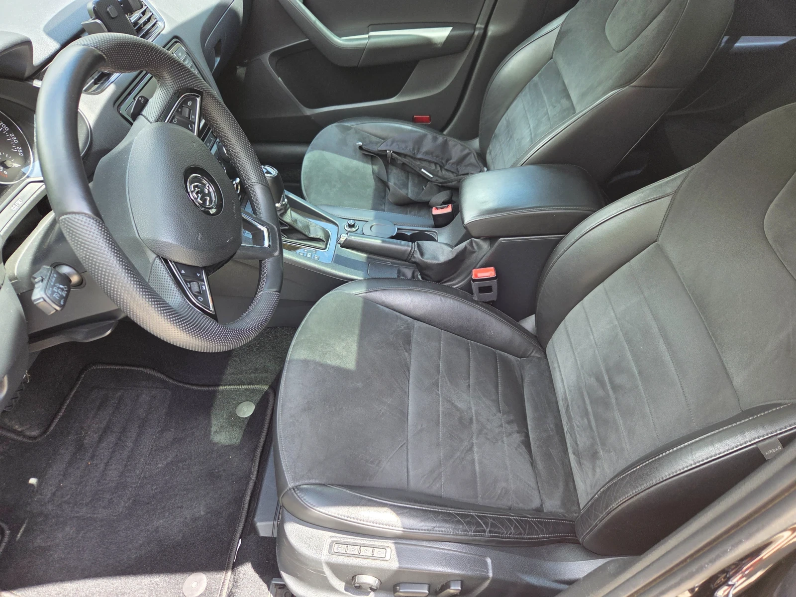 Skoda Octavia 2.0 TDI 140 к.с., снимка 10 - Автомобили и джипове - 54519261