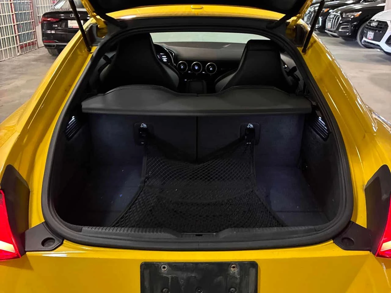 Audi Tt S | B&O | ДИГИТАЛНО ТАБЛО | , снимка 13 - Автомобили и джипове - 54573833