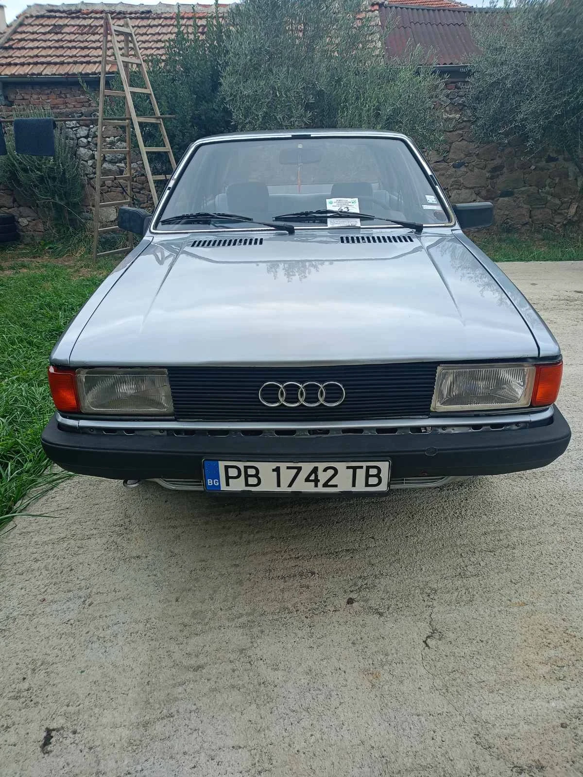 Audi 80