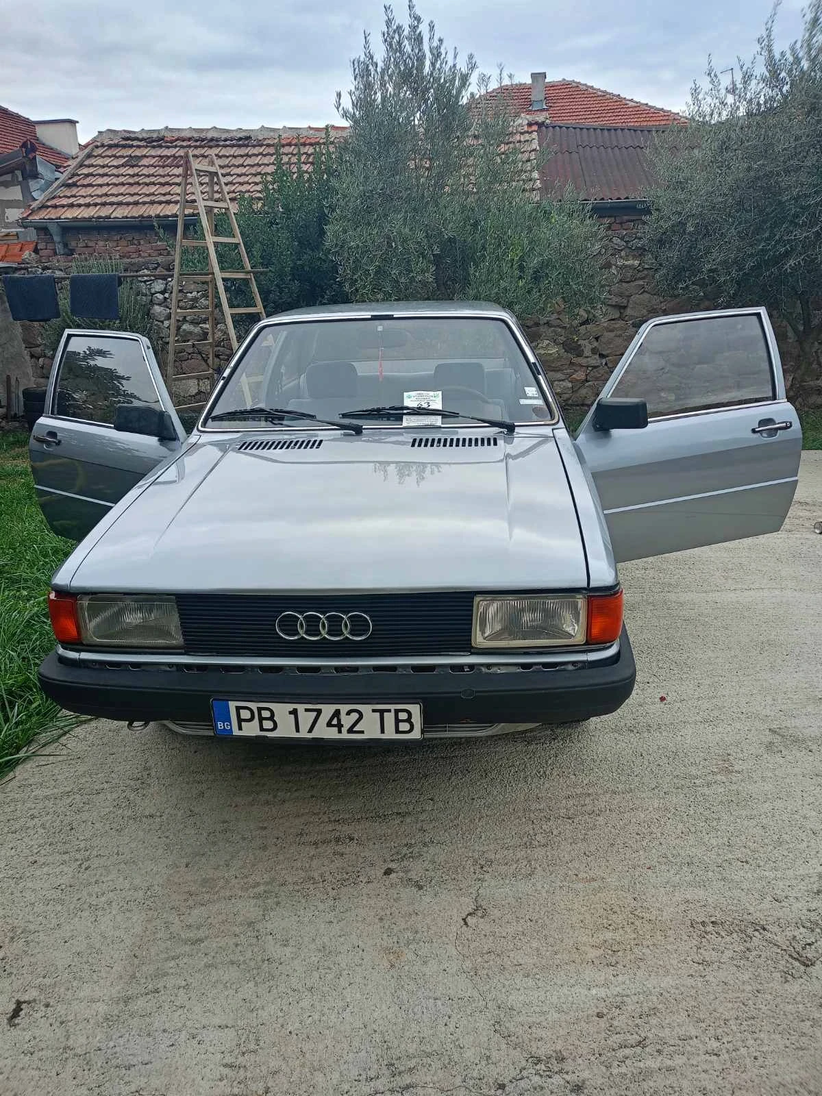 Audi 80, снимка 2 - Автомобили и джипове - 54639749