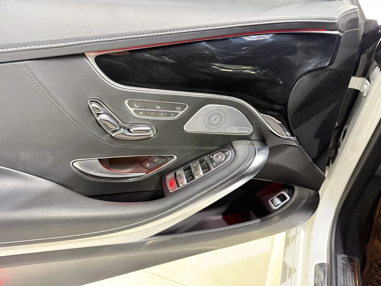 Mercedes-Benz S 550 ДИСТРОНИК * ОБДУХВАНЕ * ПАНОРАМА * BURMESTER, снимка 12 - Автомобили и джипове - 54663512