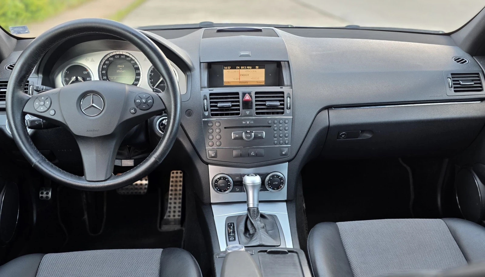 Mercedes-Benz C 180 Kompressor AMG / Пълен сервиз Мерцедес, снимка 9 - Автомобили и джипове - 54682493