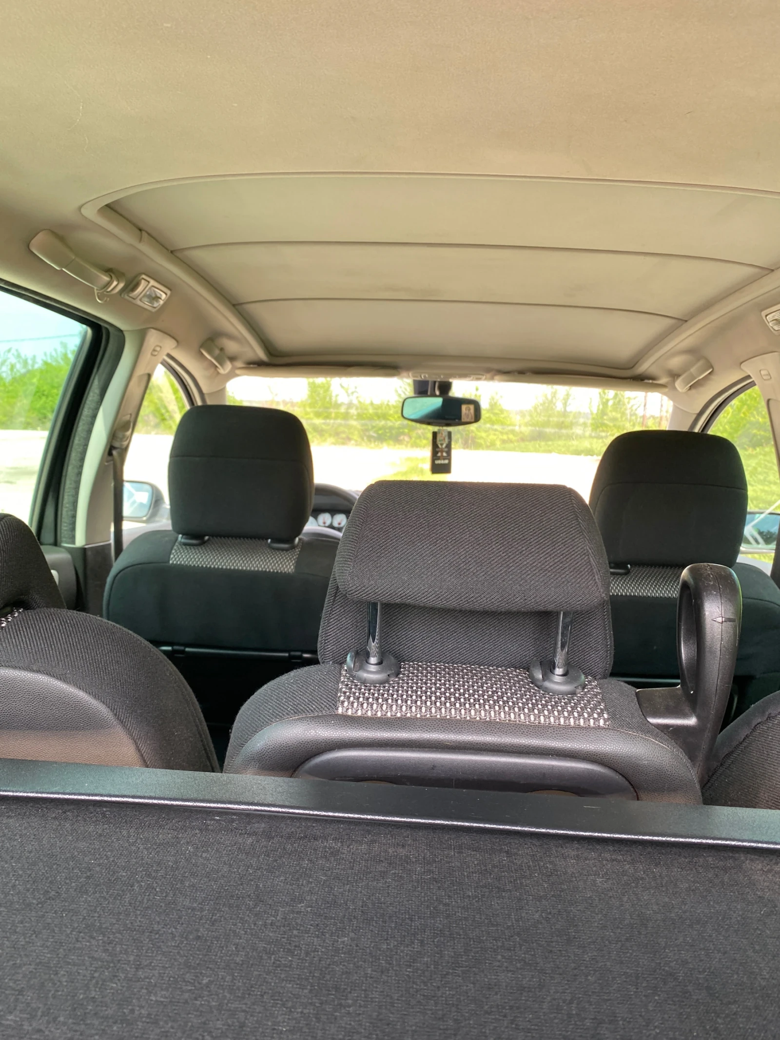 Peugeot 307 1.6 HDI, снимка 9 - Автомобили и джипове - 54693420