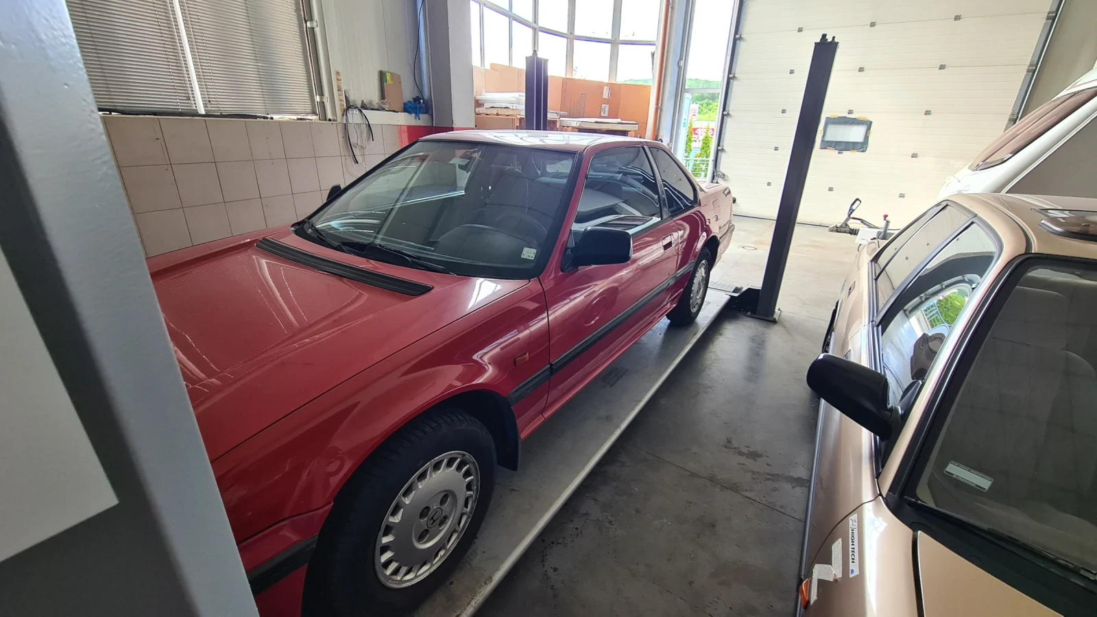 Honda Prelude 4WS, снимка 2 - Автомобили и джипове - 54795478
