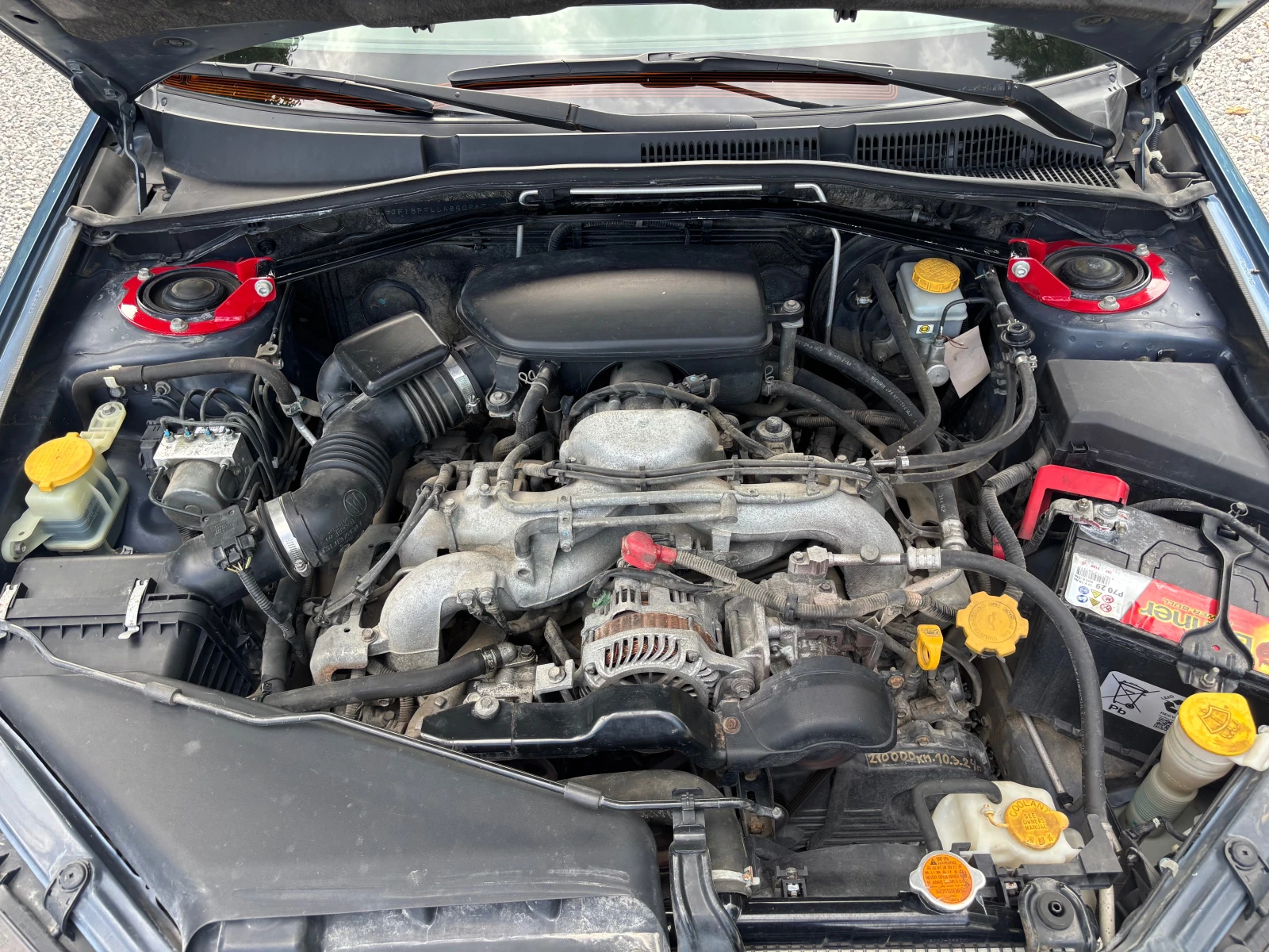 Subaru Outback 2.5i, снимка 15 - Автомобили и джипове - 55043341