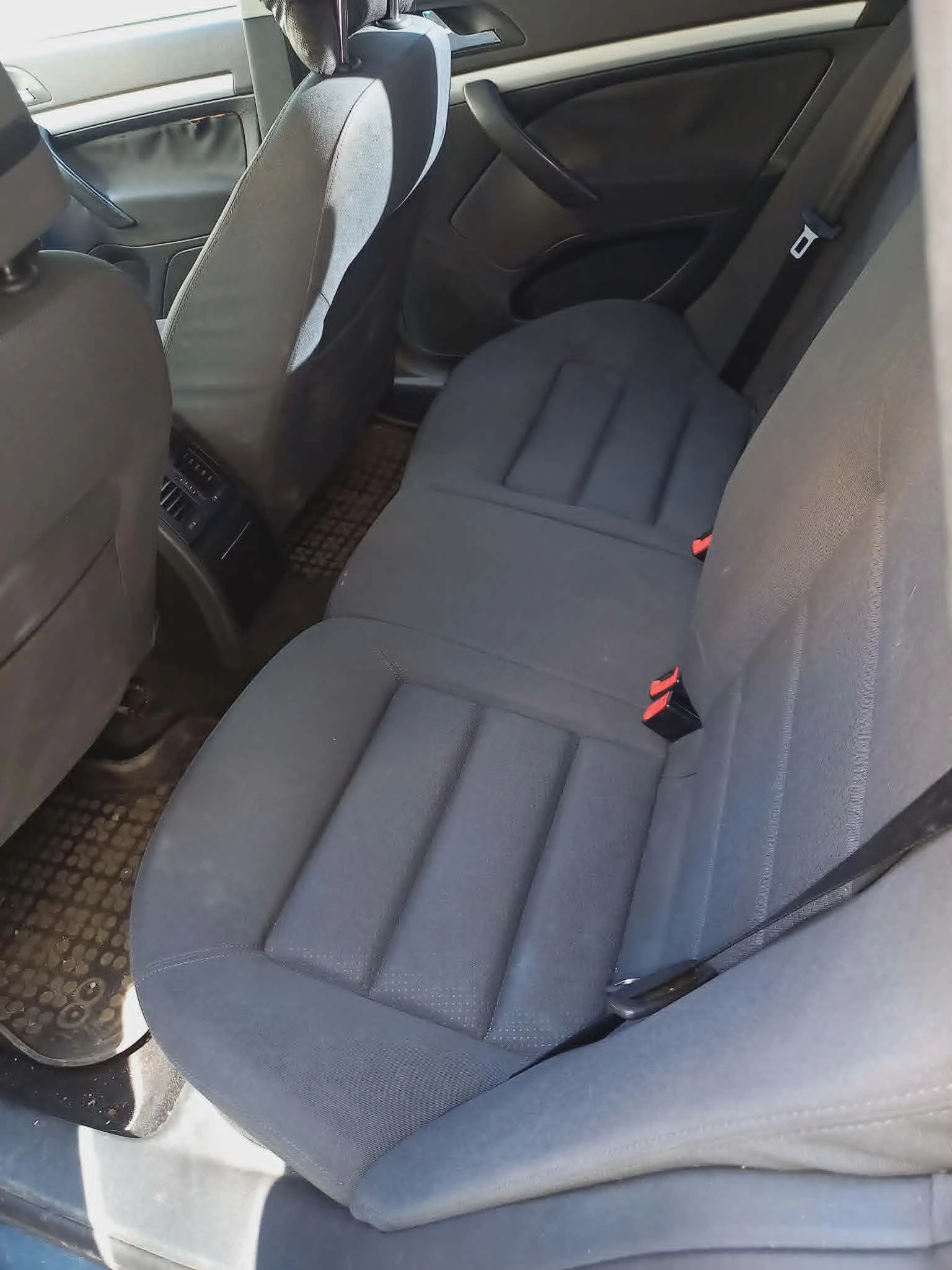 Skoda Octavia, снимка 5 - Автомобили и джипове - 55316151