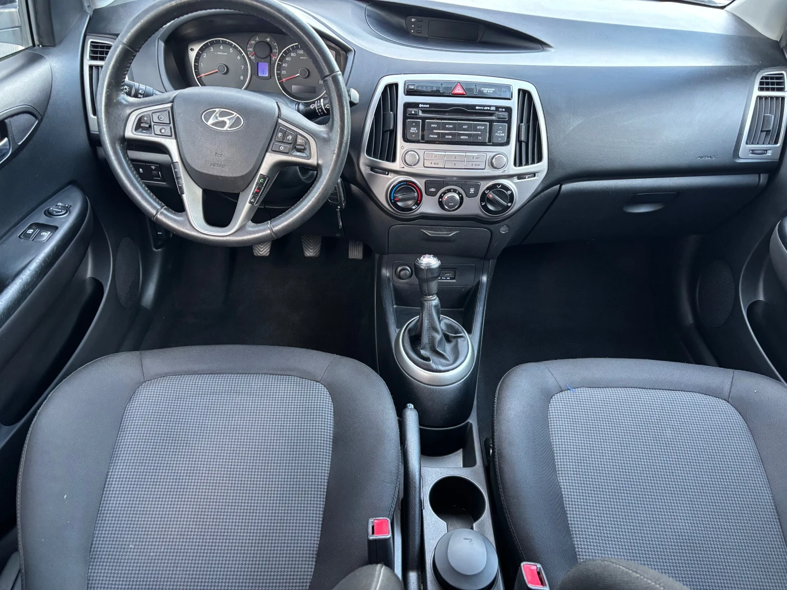 Hyundai I20 1.25i 85к.с., снимка 11 - Автомобили и джипове - 55397084