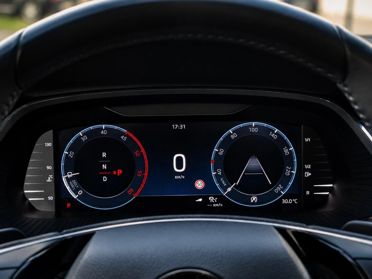 Skoda Octavia 2.0 TDI/DSG/MATRIX/DISTRONIC/LANE ASSIST, снимка 12 - Автомобили и джипове - 55846259