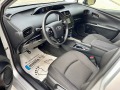 Toyota Prius 1.8*Hybrid*4x4-AWDe*Euro6* - изображение 7