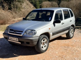 Chevrolet Niva 1.7i* ГАЗ BRC* 4х4* 2 КЛЮЧА* БЪРЗИ/БАВНИ* БЛОКАЖ* , снимка 1