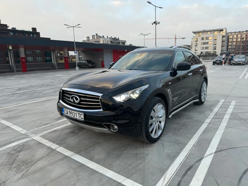 Infiniti Fx 30 S Premium, снимка 1 - Автомобили и джипове - 49488282