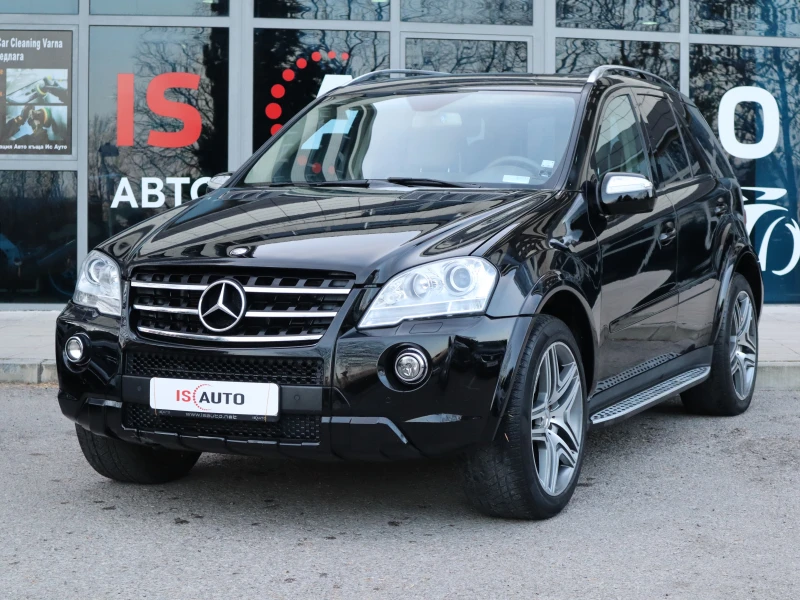 Mercedes-Benz ML 63 AMG AirMatic/Designo/Обдувхане/4ХПодгрев/RSE/Harman Ka, снимка 1 - Автомобили и джипове - 49263958