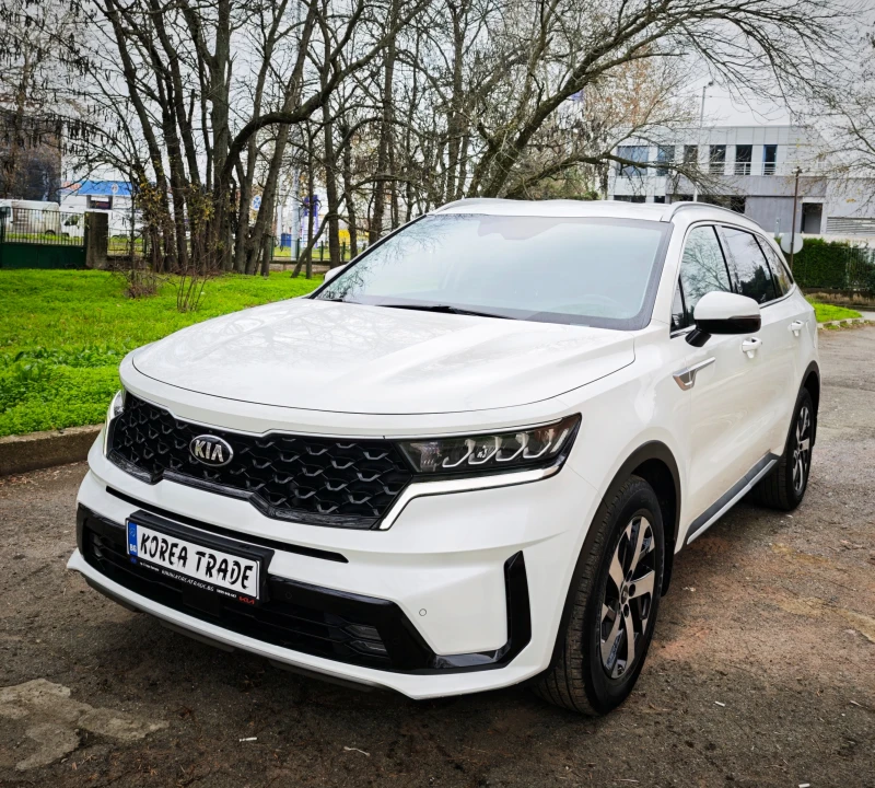 Kia Sorento 2.2 CRDI 4x4 - 7- МЕСТА, снимка 8 - Автомобили и джипове - 52708114