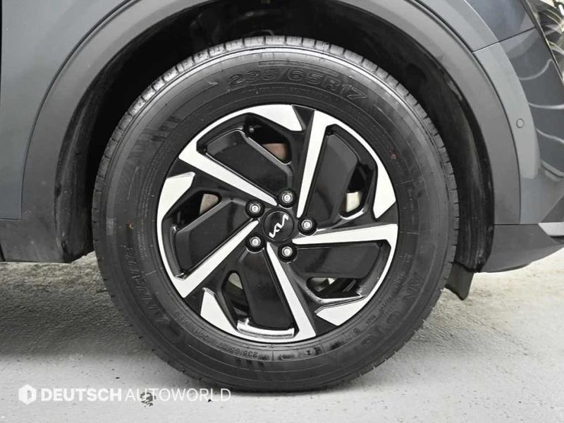Kia Sportage Prestige 2WD| 178к.с.| ВКЛ.ТЕХНОТЕСТ, снимка 5 - Автомобили и джипове - 55624598