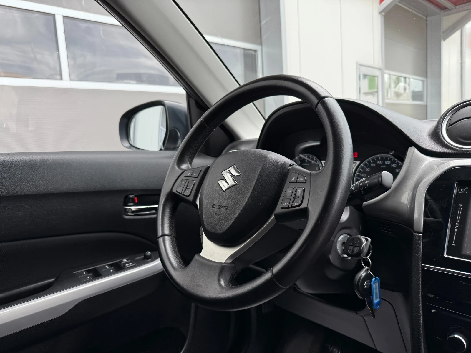 Suzuki Vitara 4x4 1.6i All Grip - изображение 10