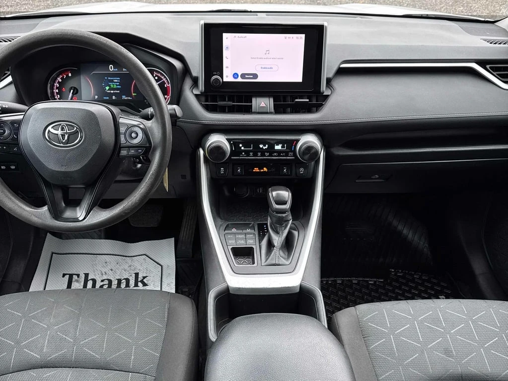 Toyota Rav4 * LE * CARFAX * БЕЗ ПЪРВОНАЧАЛНА ВНОСКА - изображение 9