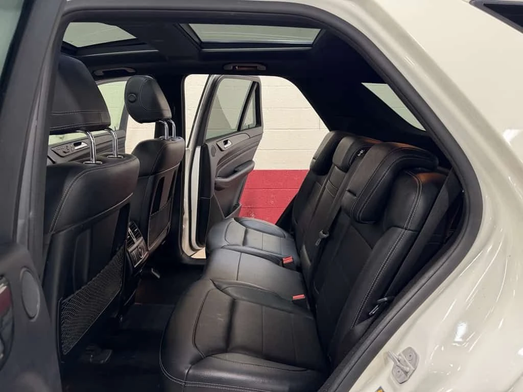 Mercedes-Benz ML 350 * 4MATIC 350 BlueTEC AMG PACKAGE * 360 CA * , снимка 11 - Автомобили и джипове - 53735628