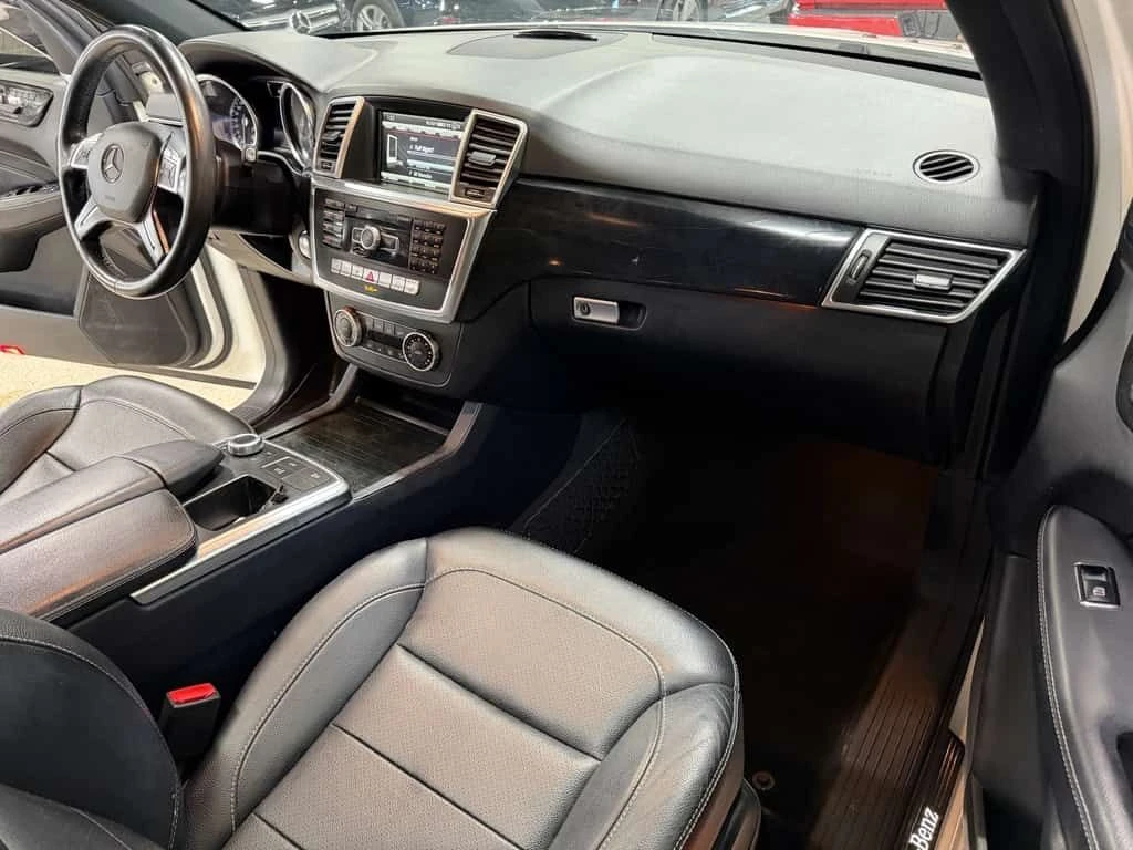 Mercedes-Benz ML 350 * 4MATIC 350 BlueTEC AMG PACKAGE * 360 CA * , снимка 14 - Автомобили и джипове - 53735628