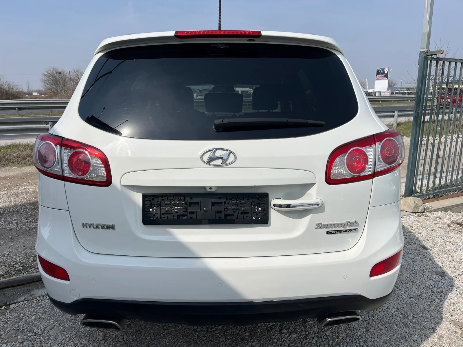 Hyundai Santa fe 2.2 CRDi Face 4x4 197кс, снимка 4 - Автомобили и джипове - 53875756