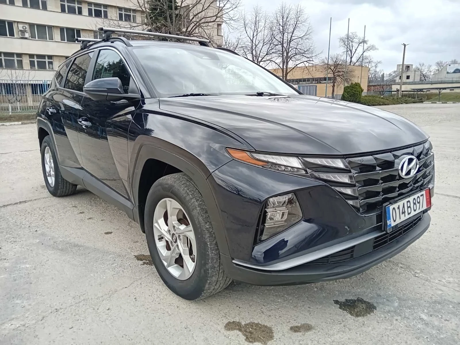 Hyundai Tucson 4x4 32000 КМ Дистроник/Carplay/Keyless, снимка 7 - Автомобили и джипове - 53891460