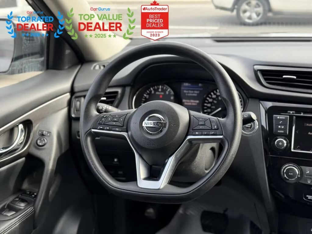 Nissan Rogue S| BACK UP CAMERA | HEATED SEATS/CARFAX/, снимка 5 - Автомобили и джипове - 53997598