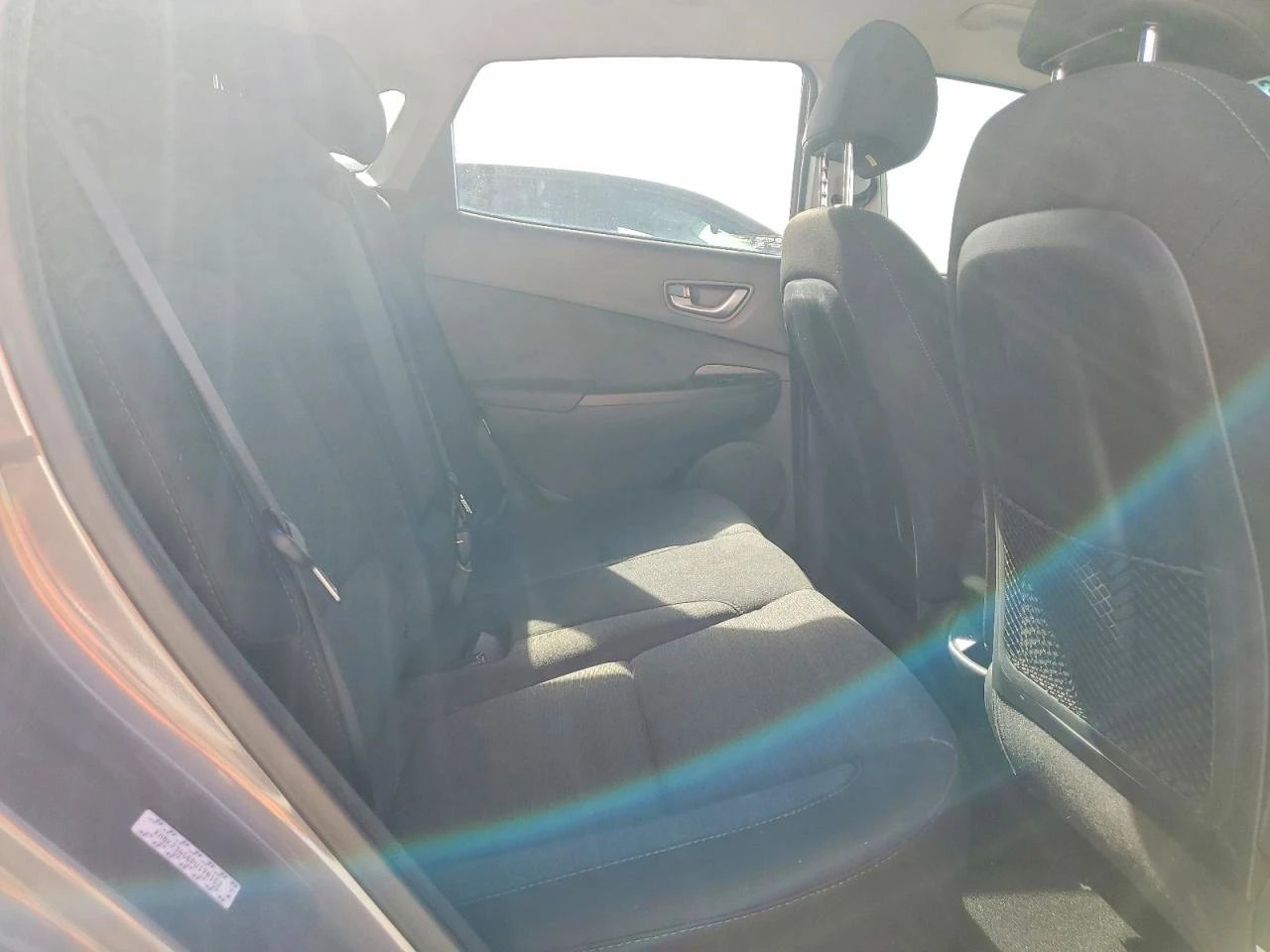 Hyundai Kona Se, снимка 11 - Автомобили и джипове - 54093911