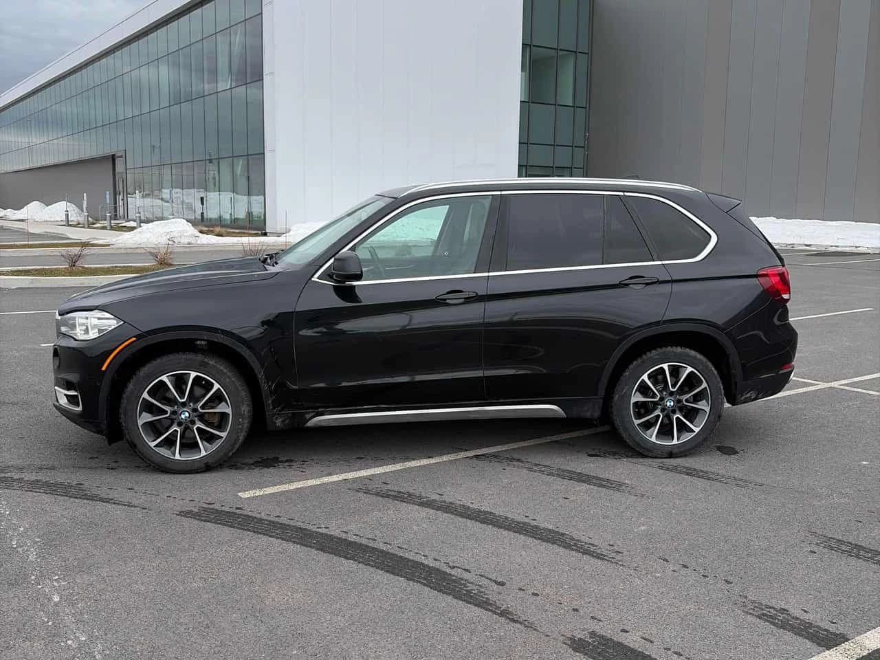 BMW X5 XDRIVE35D * 360 КАМЕРА* ПОДГРЕВИ * ПАНОРАМА* , снимка 3 - Автомобили и джипове - 54335269