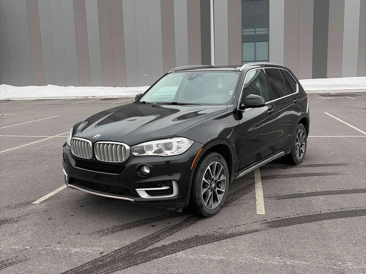 BMW X5 XDRIVE35D * 360 КАМЕРА* ПОДГРЕВИ * ПАНОРАМА* 