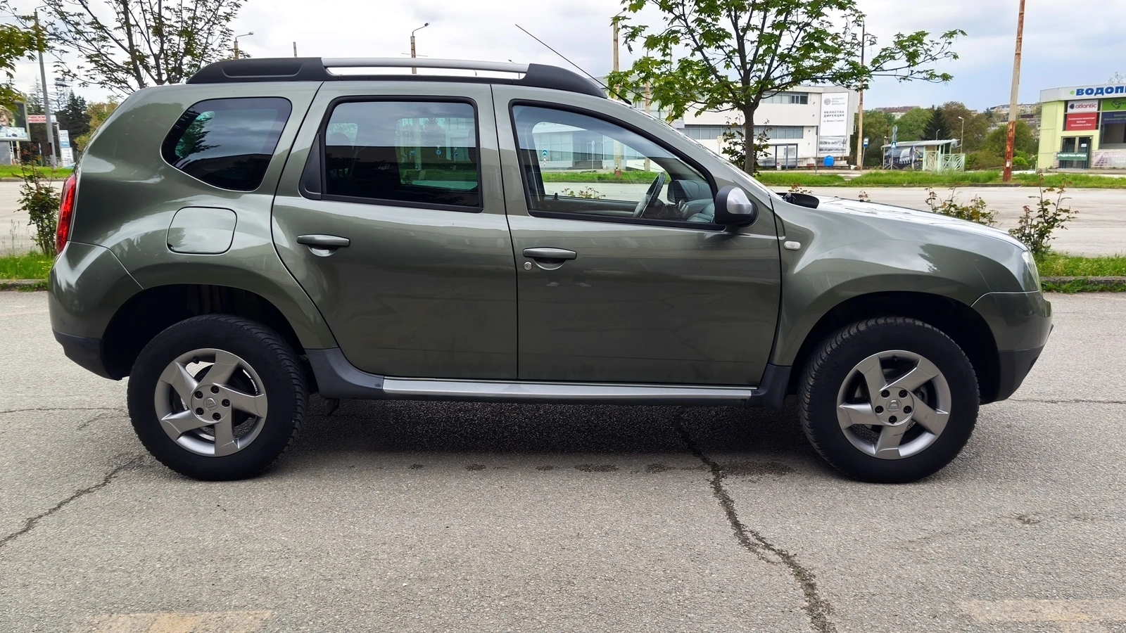 Dacia Duster 1.6i LPG 135 000km, , снимка 6 - Автомобили и джипове - 54390204