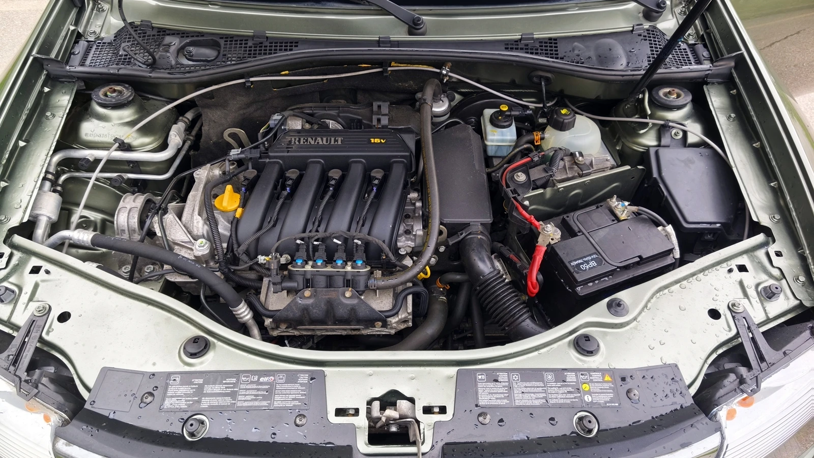 Dacia Duster 1.6i LPG 135 000km, , снимка 17 - Автомобили и джипове - 54390204