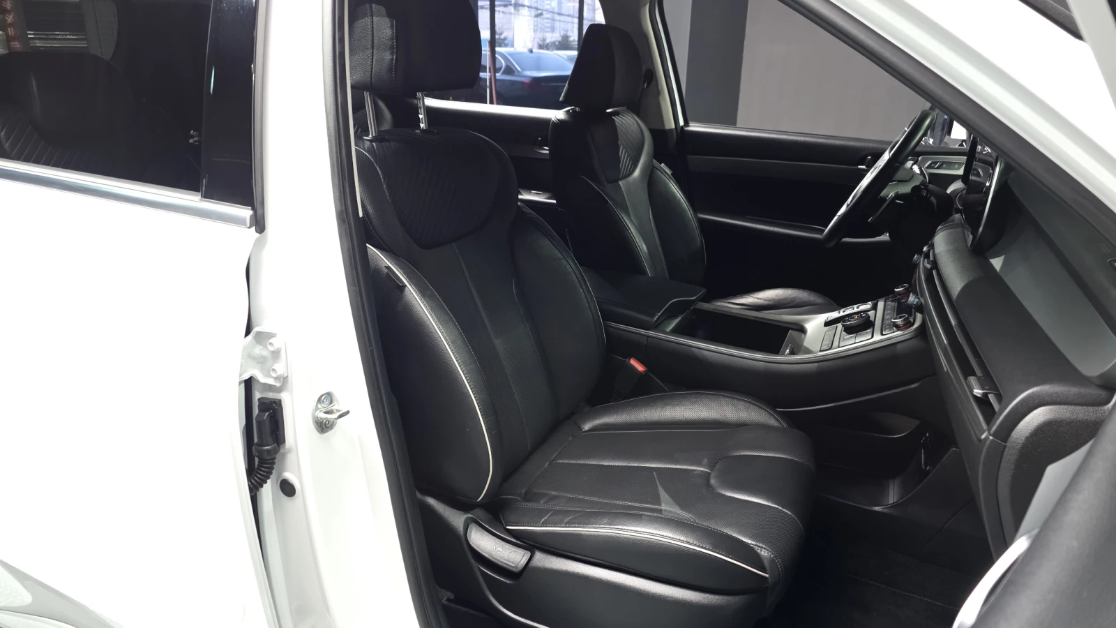 Hyundai Palisade HUD* 360* DIGITAL* AWD* ОБДУХ, снимка 9 - Автомобили и джипове - 54835969