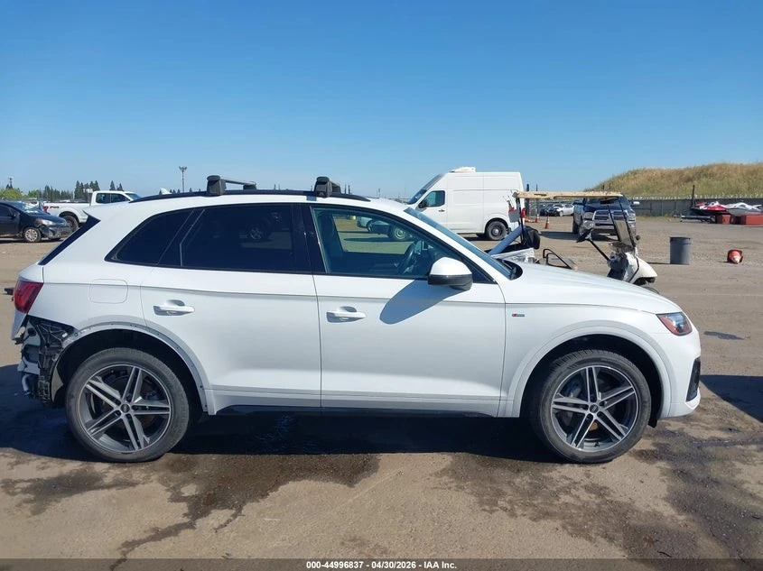 Audi Q5 55 TFSI E S Line АвтоКредит  ЦЕНА ДО БГ, снимка 3 - Автомобили и джипове - 55533007
