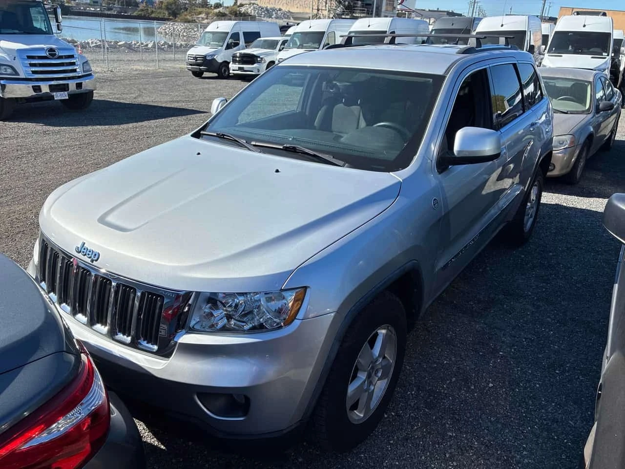 Jeep Grand cherokee * Laredo * АВТОКРЕДИТ БЕЗ ПЪРВОНААЛНА ВНОСКА* 