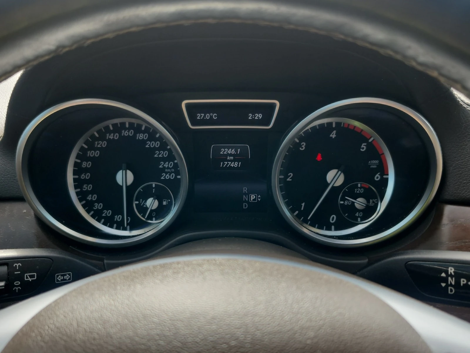 Mercedes-Benz GL 350 D * AMG * 7 МЕСТЕН * CARFAX * , снимка 9 - Автомобили и джипове - 56080011